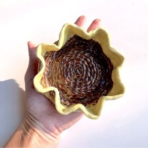 Levelle Goods - handcrafted ceramic sunflower bowl